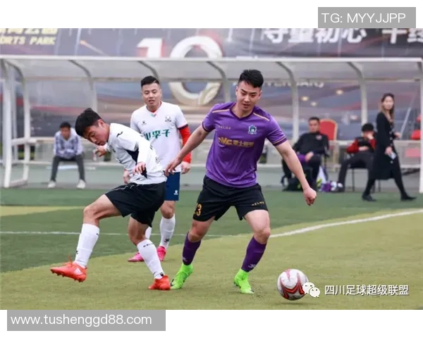 MATCHDAY武汉三镇对决云南玉昆童心共绘足球梦想蓝图
